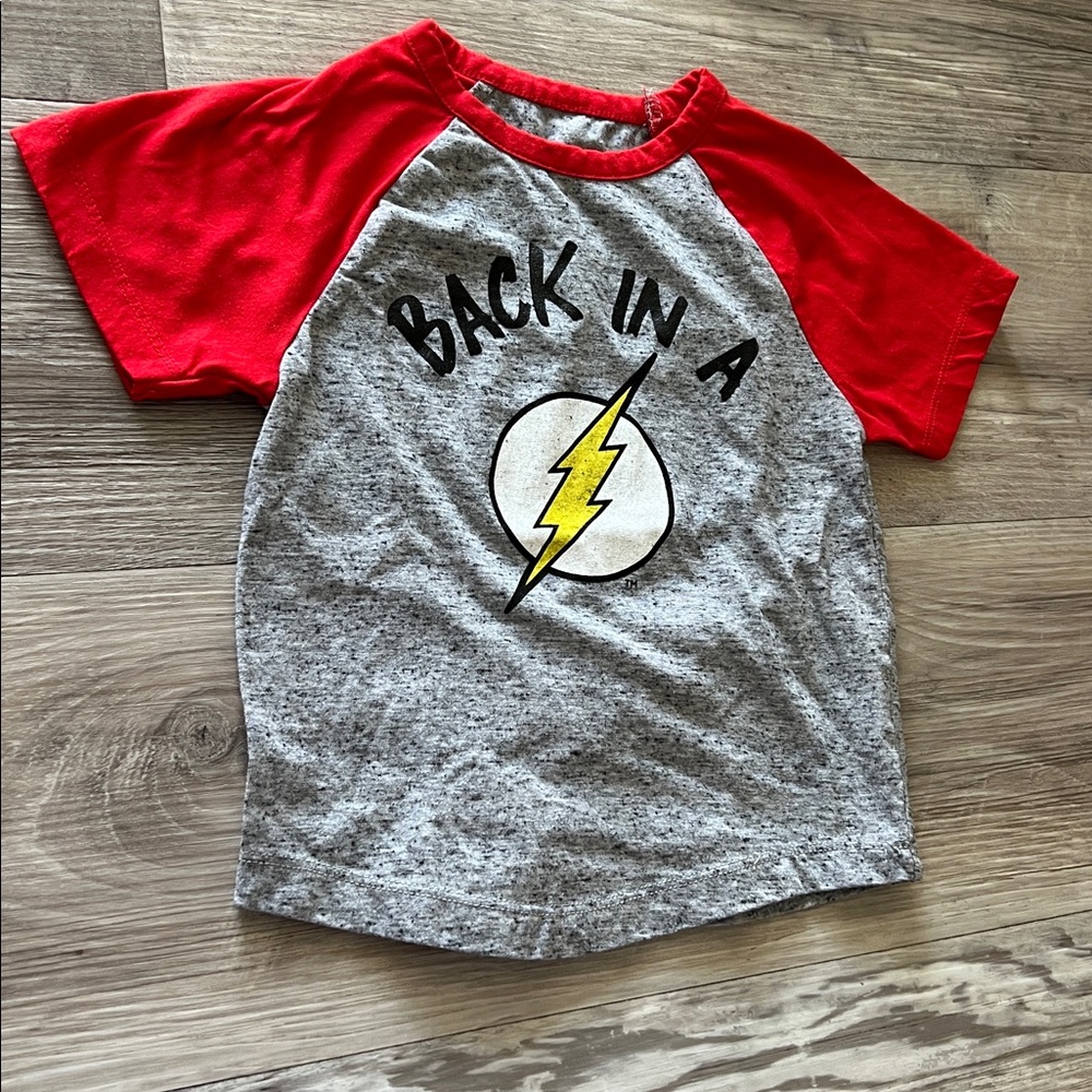 NEW Condition exclusive The Flash graphic tee w/raglan sleeves -toddler size 3T